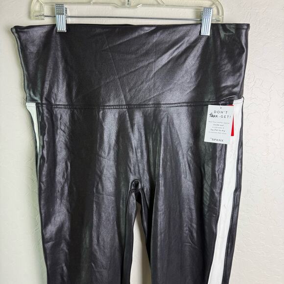 Spanx Faux Leather White Stripe Legging 3X NWT 20187P - Picture 4 of 13
